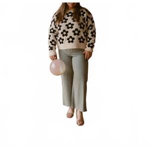 NEW SUNDAY EDITION daisy crewneck sweater in black and cream